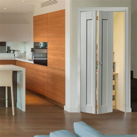 Axis White Bi-fold Internal Door – Smart Door Supplies