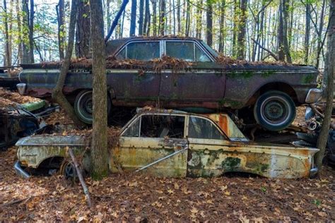 This Old Car Junkyard Is Now A "Photographer's Paradise" - Secret Atlanta