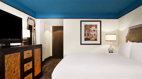 Rooms at La Concha Key West | Marriott Bonvoy