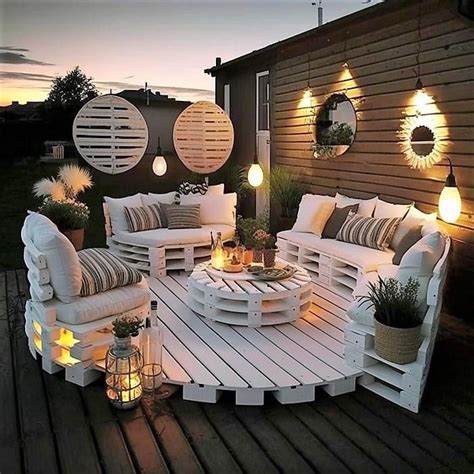 Outdoor Wood Pallet Furniture With Light And Garden Ideas - HOW TO MAKE – DIY