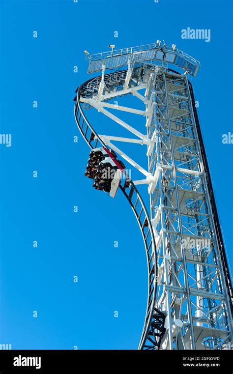 Takabisha roller coaster hi-res stock photography and images - Alamy