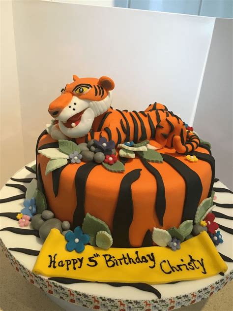 Tiger Cake Design Images (Tiger Birthday Cake Ideas) | Tiger cake, Cake ...