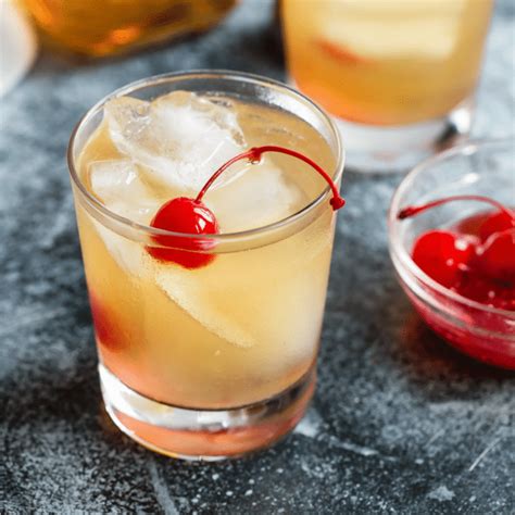 Whiskey Sour Cocktail | Culinary Hill