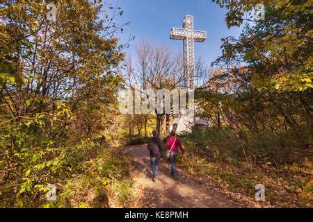 Mount Royal Cross or Croix du Mont Royal, Montreal, Canada Stock Photo - Alamy