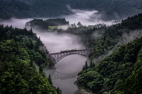 Japanese Train Image | National Geographic Your Shot Photo of the Day ...