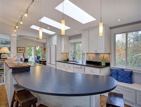 2018 Skylight Installation Cost Guide | RoofCalc.org