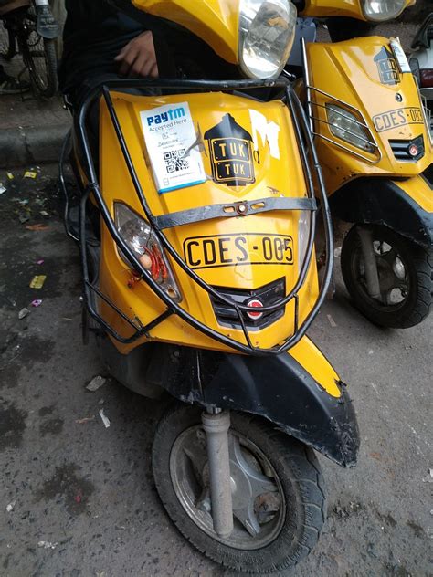 mototaxi (Delhi, India) | www.instagram.com/p/Boo7mSSHSql/ | Flickr