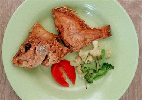 Resep Ikan kakap merah goreng (MPASI 1y+) oleh Kenizia - Cookpad