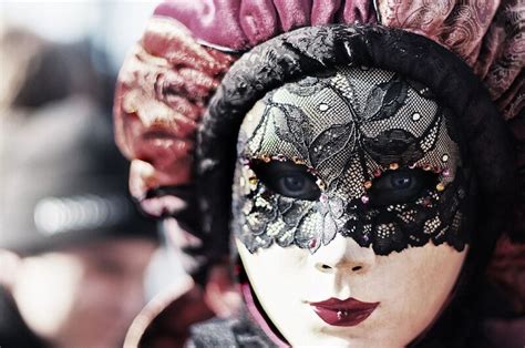 Everything You Could Want to Know about Venice’s Masks