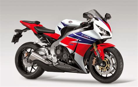 2013 Honda CBR1000RR Fireblade | Top Cars