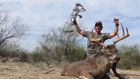 Mexico Archery whitetail hunt / Cacería de venado con arco - YouTube