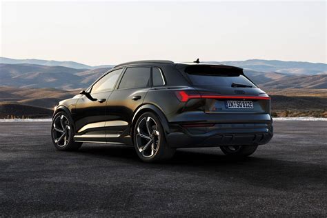 Audi Q8 Etron 2024 Review - Halli Kerstin