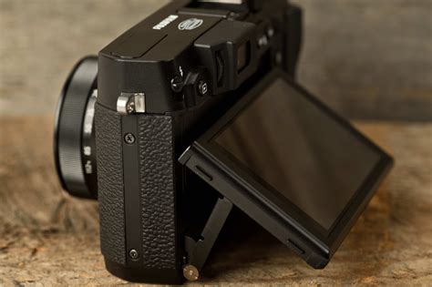 Fujifilm X30 Digital Camera Review - Reviewed.com Cameras