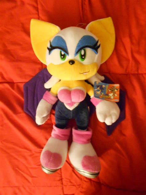 Sonic The Hedgehog Rouge The Bat Plush All the world s gems are mine to keep