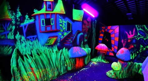 Blacklight halloween, Halloween haunted houses, Haunted house