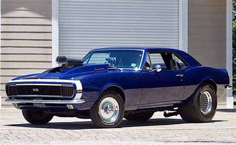 Extreme 1967 Chevrolet Camaro RS/SS Is Not a Car You Should Have in the Driveway - autoevolution