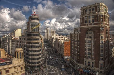 Gran Via (Madrid) - Wikipedia