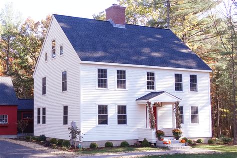 Colonial - Early New England Homes