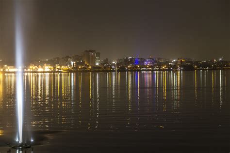 IMG_5754W | A Night View of Hussain Sagar Lake - Hyderabad, … | Flickr