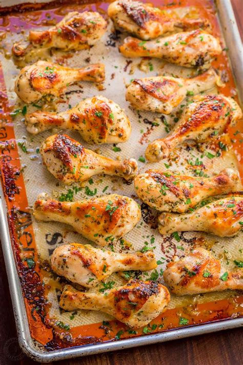 How to Make Baked Chicken Legs Meals