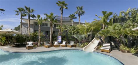 HYATT REGENCY MISSION BAY POOL, SAN DIEGO, CALIFORNIA – HotelSwimmingPools.com