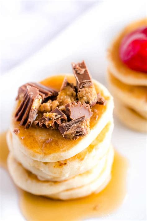 95+ Pancake Toppings Ideas - A List of Popular Topppings and Others to Consider!