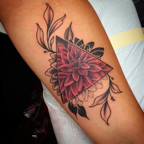 Black dahlia flower tattoo meaning | Icon