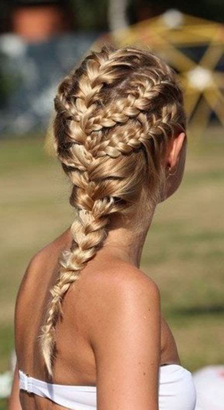 15+ Latest Summer Beach Hairstyles & Ideas For Girls 2016 | Modern ...