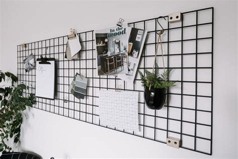 Make your own DIY Metal Wall Grid to help organize your office and home! This nordic inspired ...