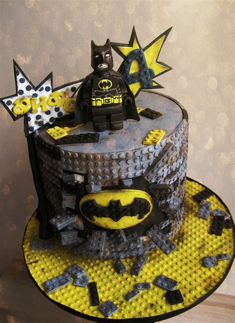 Lego batman cake - Decorated Cake by Delice - CakesDecor