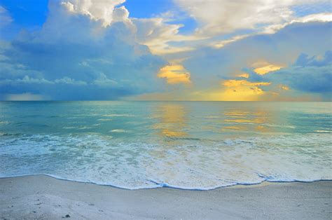 Naples Florida Beach | A photo I shot back in Summer 2010 as… | Flickr