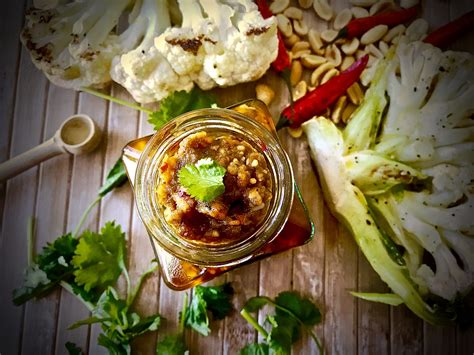 Thai Food Made Easy | VEGAN SATAY SAUCE