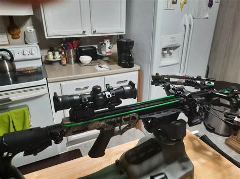 CenterPoint Pulse 425 Crossbow Review: Should You Buy? - HappyArcherHQ