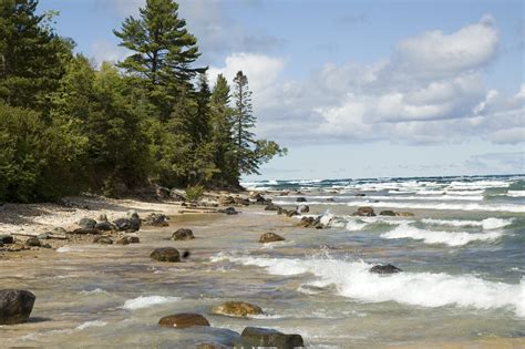 Lake Superior - Pictured Rocks National Lakeshore (U.S. National Park Service)