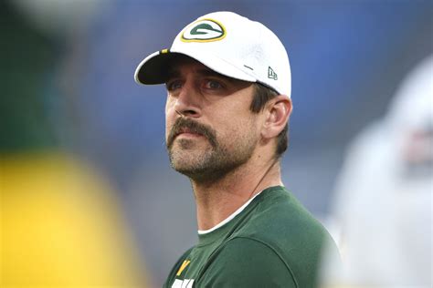 Aaron Rodgers Mustache: NFL QB’s Amazing Facial Hair Over the Years ...