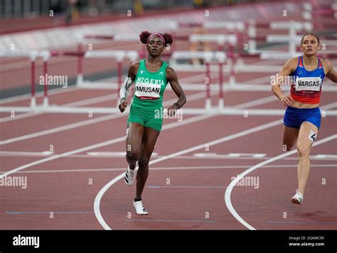 100 meter hurdles hi-res stock photography and images - Alamy