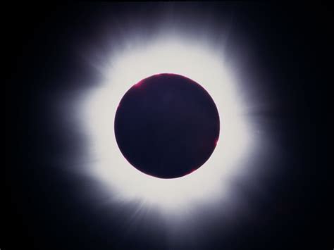 Solar Eclipse Photography | Cameralabs