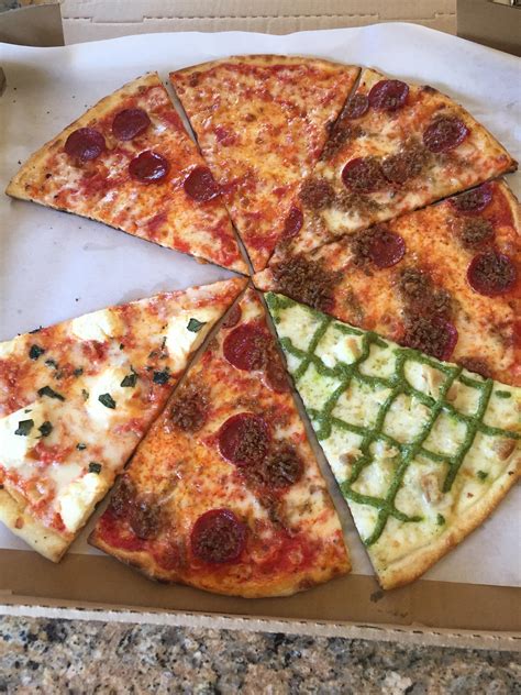 [I ate] New York style pizza slices : r/food