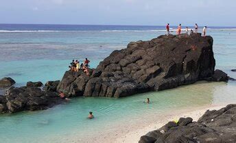 Black Rock beach, Rarotonga, Cook Islands - Ultimate guide (December 2024)