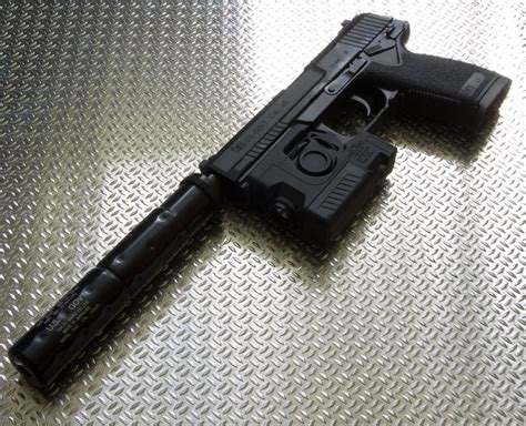 Silencer and laser for H&K USP?