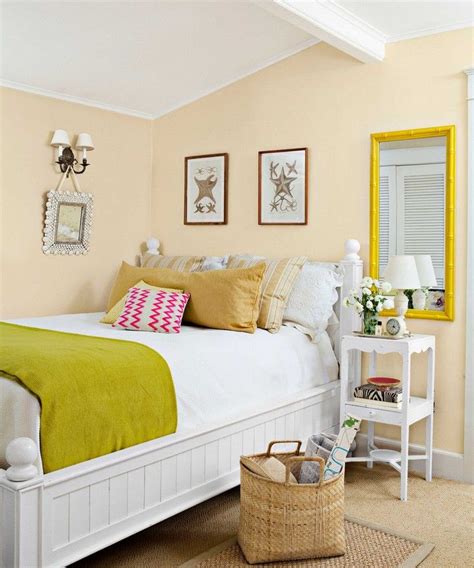 20+ Bedroom Colors That Will Make You Wake Up Happier In 2020 | Small bedroom colours, Cozy ...