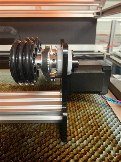 Co2 Laser Cutter/Engraver Rotary Attachment | OpenBuilds