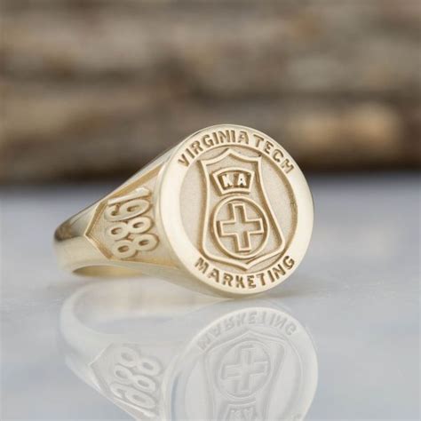 Custom Class Rings | Design Your Own College Class Ring | CustomMade.com