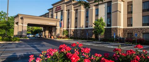 Hampton Inn & Suites Stillwater, Oklahoma At A Glance