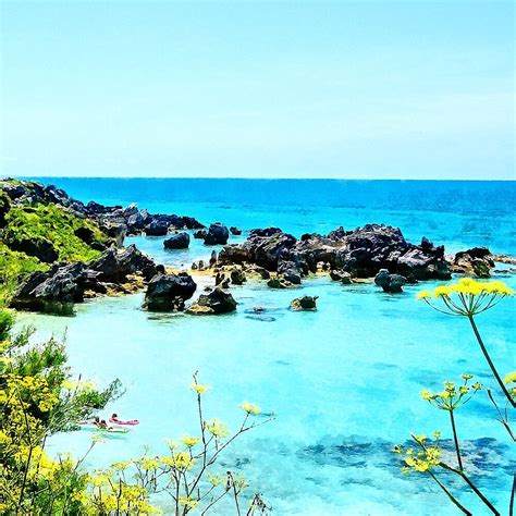 "Beach at St. George Bermuda" by Susan Savad | Redbubble