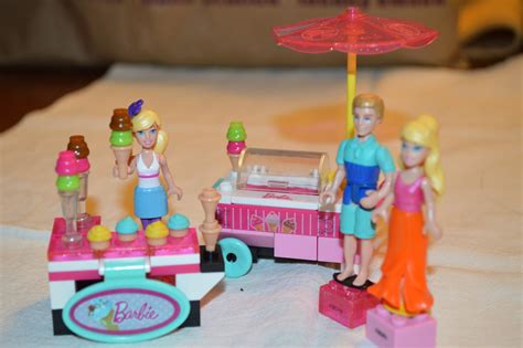 The Barbie Blog: Barbie Goes Lego