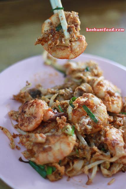 Missing my home Penang and its street food. Tiger Char Koay Teow (老虎炒粿条) @ Carnavon Street ...