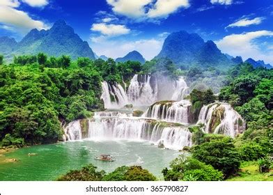 Detian Waterfall Stock Photo 365790827 | Shutterstock