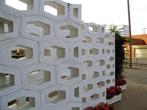 78+ images about Block Wall, Fence on Pinterest | Planters, Cinder block walls and Concrete ...