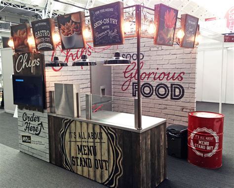 great example of street food stand design - Google Search | Food stand design, Food stall design ...